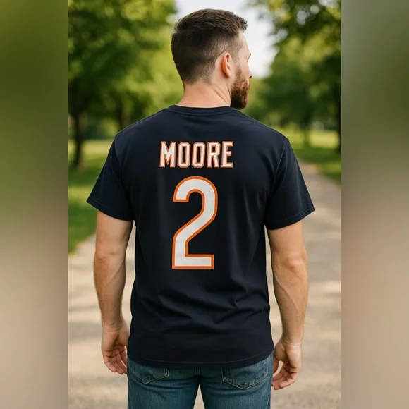 Chicago Bears T-Shirt DJ Moore #2 NFL Team Apparel Men Medium Navy Blue Football - Picture 1 of 8
